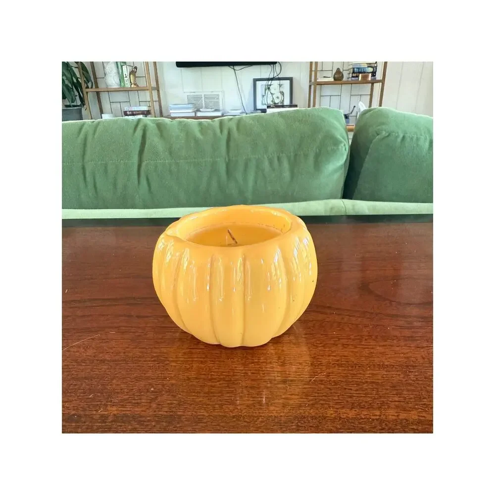 Small Pale Orange Unused Pumpkin Candle‎ Extremely Light Scent